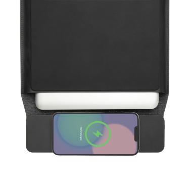 Лого трейд бизнес-подарки фото: Swiss Peak 15W магнитный чехол для ноутбука 14-15,6"