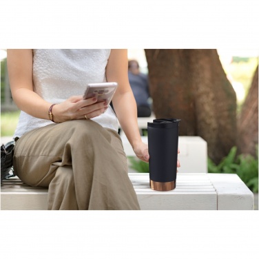 Logotrade presentreklam bild: Peeta kopparvakuumisolerad mugg