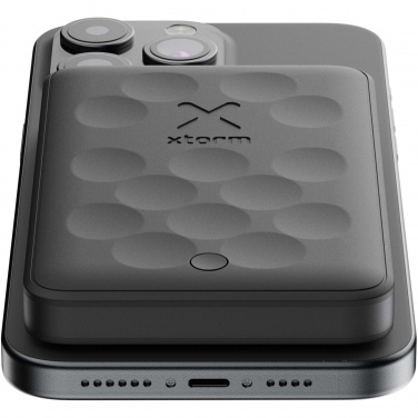 Logotrade profilprodukter bild: Xtorm FS5W051 magnetisk trådlös powerbank på 5 000 mAh