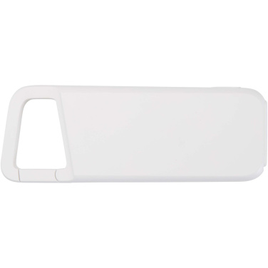 Logotrade reklamprodukter bild: Alkes 5 000 mAh 12 W vattenbeständig powerbank av återvunnen plast med karbinhake