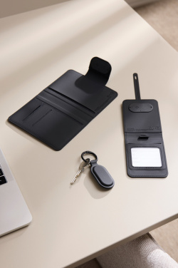 Logotrade profilprodukter bild: VINGA Baltimore RCS Key tag With Finder Dual